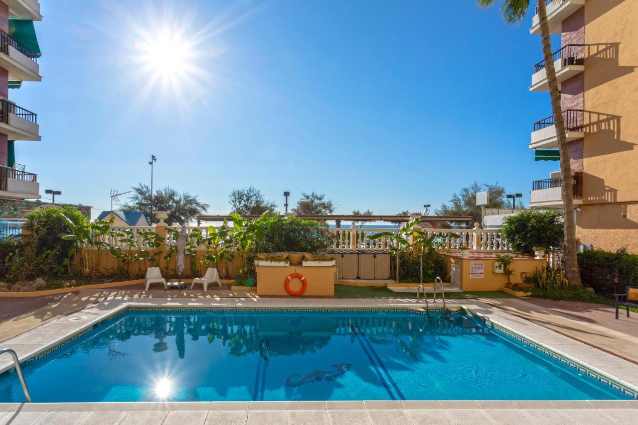 Fantastico Apartamento A Pie De Playa By Renthas Apartment Fuengirola Luaran gambar