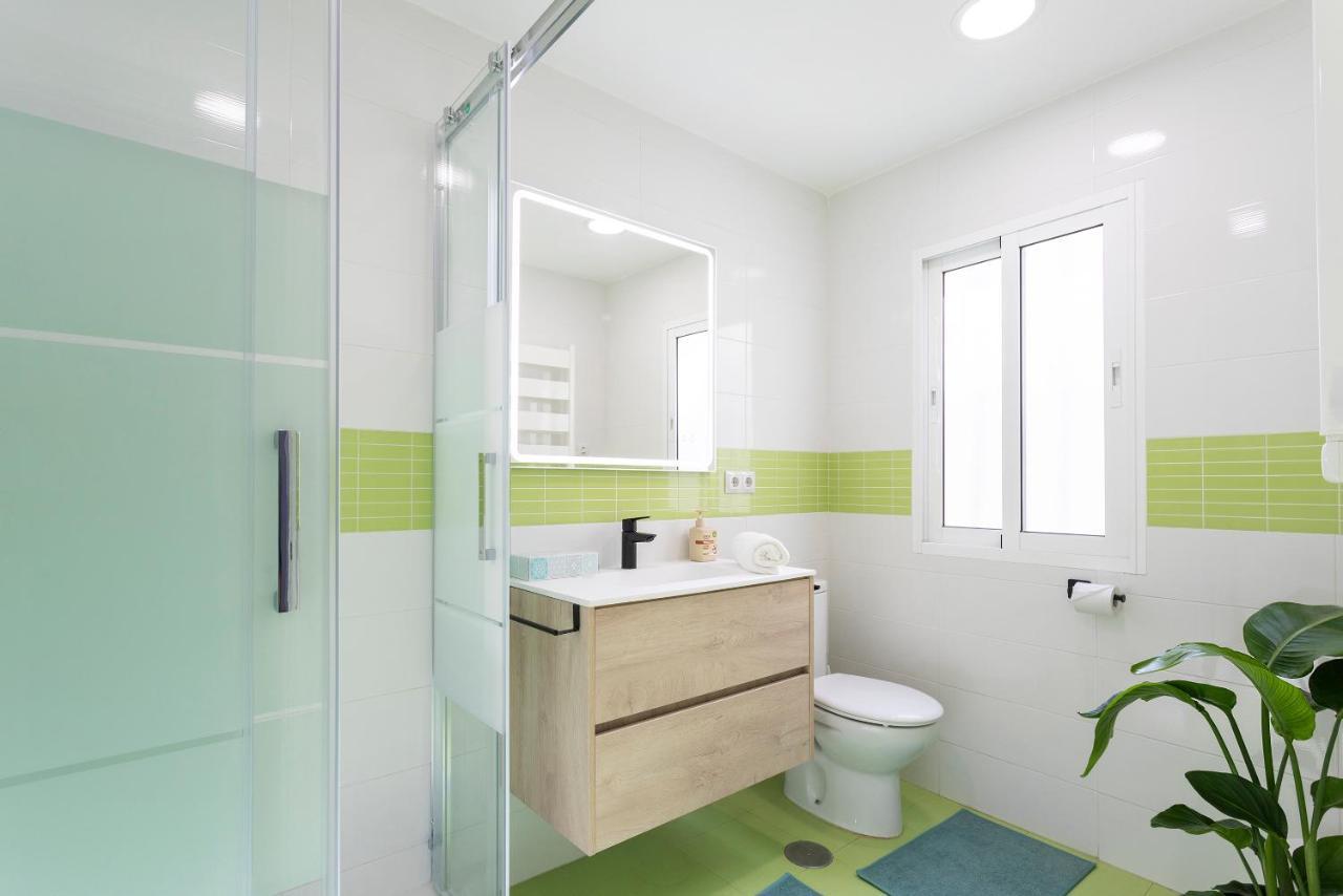 Fantastico Apartamento A Pie De Playa By Renthas Apartment Fuengirola Luaran gambar